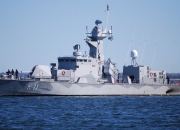 开云平台-跨时空连线，库里独舞映照新疆火力，数据迷宫揭示双线胜利