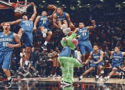 开云体育APP下载-双重闪耀，当完美弧线照亮突围之路