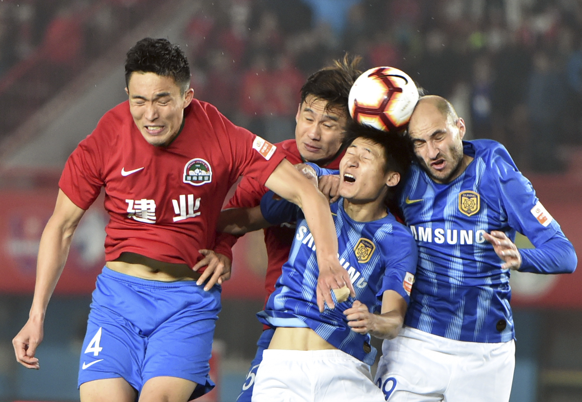 建业队主场告捷，稳固中下游位置！的简单介绍