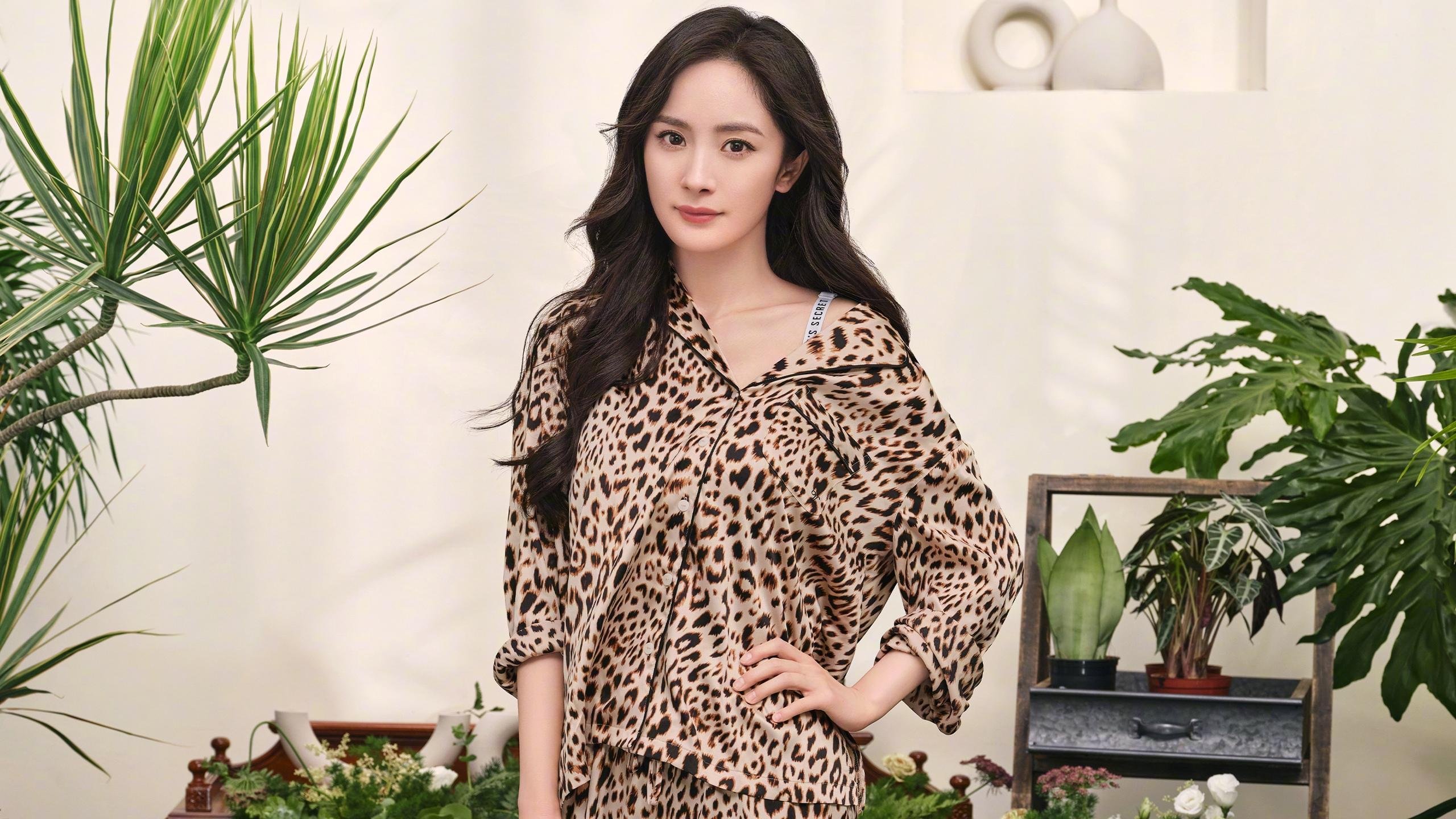 跨界巅峰对决，湖人力克辽宁队，福克斯化身关键先生