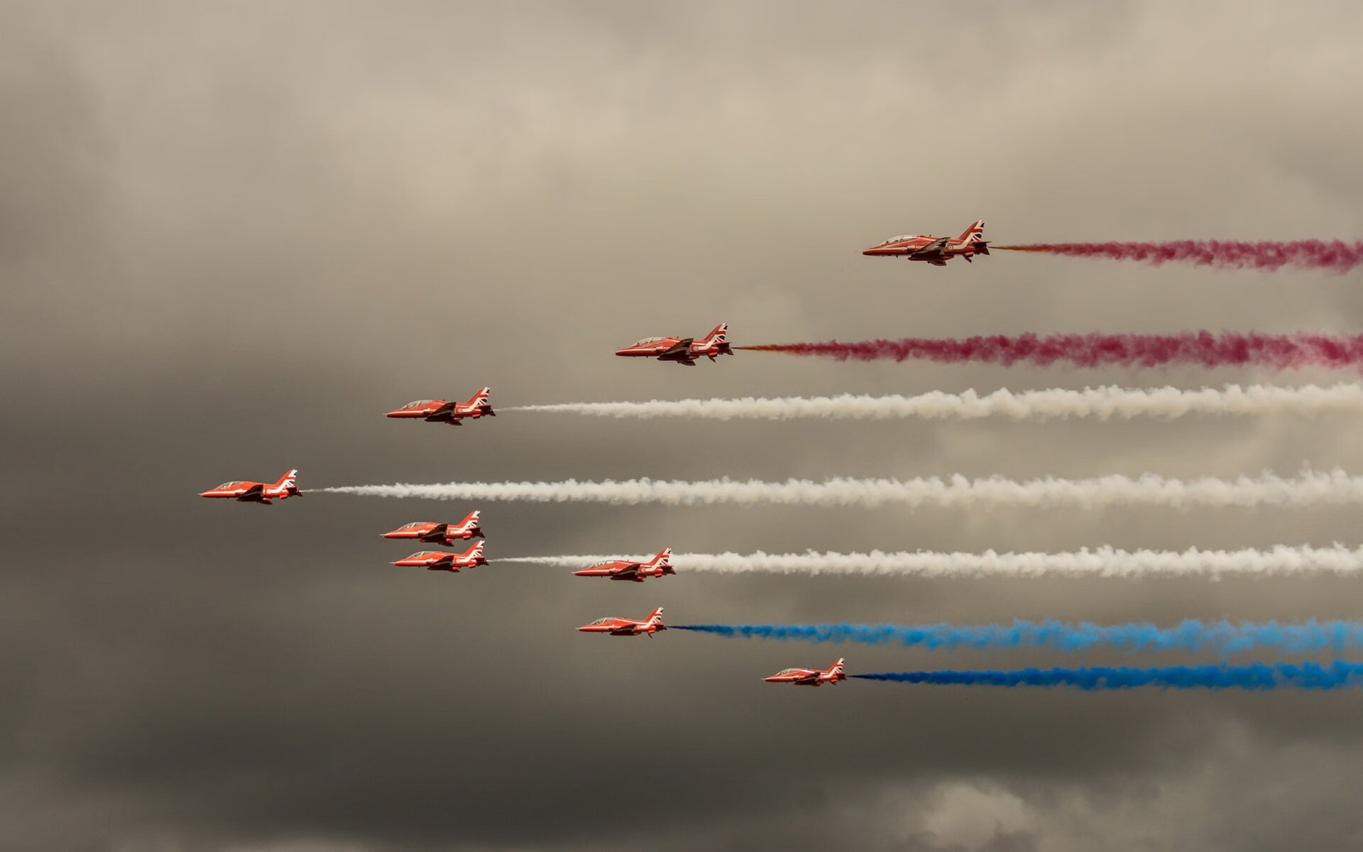 跨界判官，当利拉德吹罚森林狼与山西队的平行总决赛