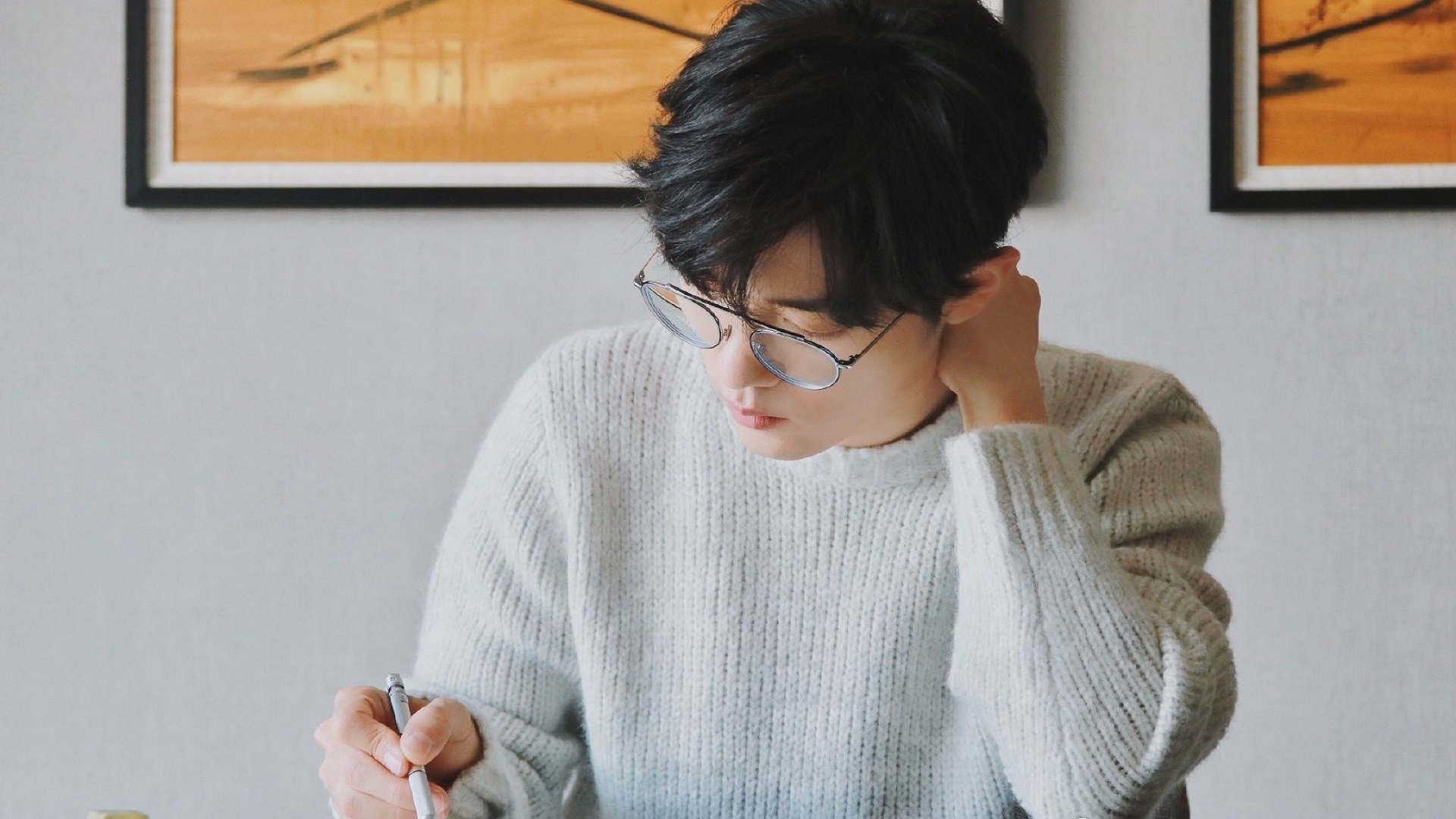 孤胆破铁壁，阿尔瓦雷斯双响炮轰碎巴拉圭马赛绞肉机