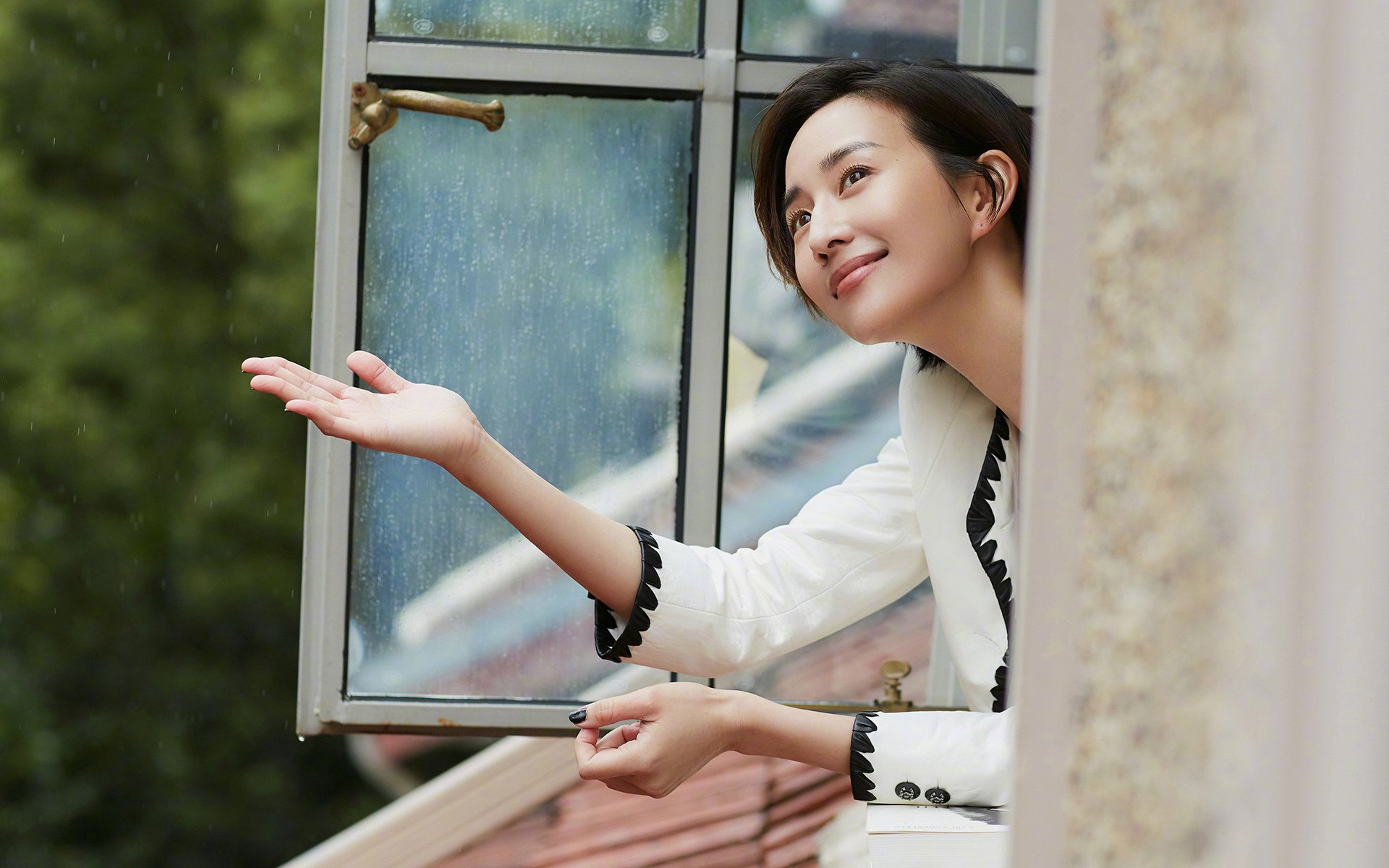 冷血绝杀!布克43分觉醒,雄鹿最后时刻逆转76人